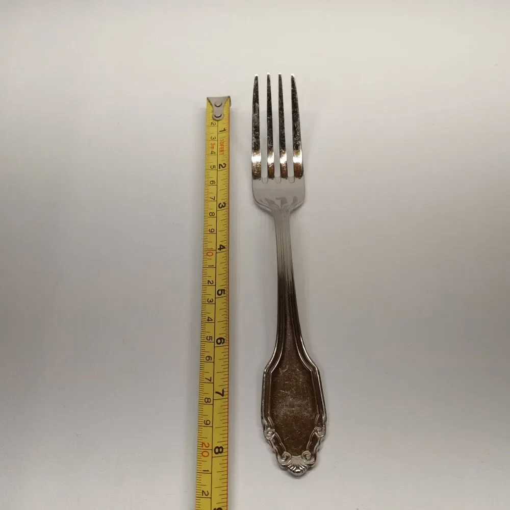 Wallace 18/10 Stainless Steel Dinner Fork Ornate Scroll Shell Flatware 8.5